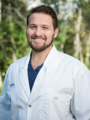 Dr. Zachary Reagan